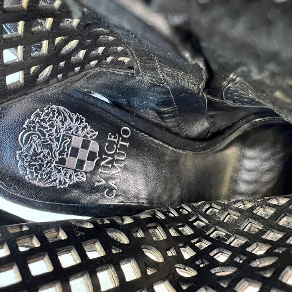 Vince Camuto Gerby Heeled Open Toe Bootie Womens Size 7 Perforated Black Suede - Picture 10 of 13